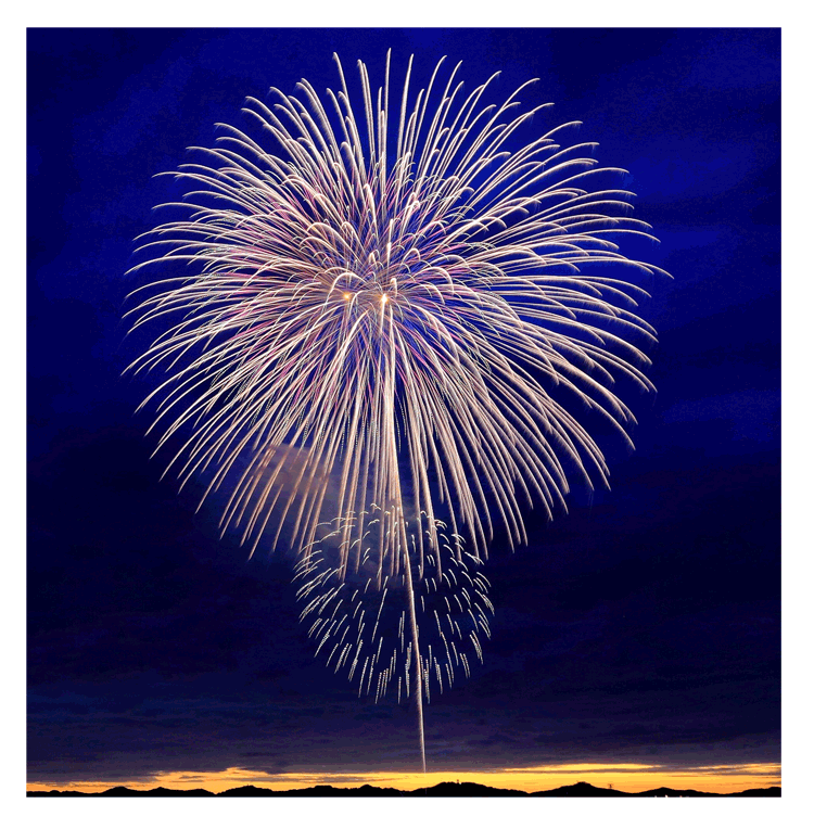 Организация фейерверков на Новый год  Сольвычегодск | solvychegodsk.salutsklad.ru