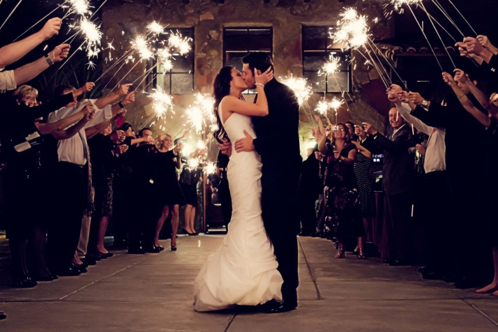 Фото бенгальские огни на свадьбе — Сольвычегодск | solvychegodsk.salutsklad.ru